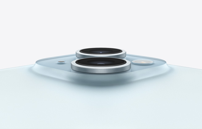 iPhone 15 Unlocked at Apple